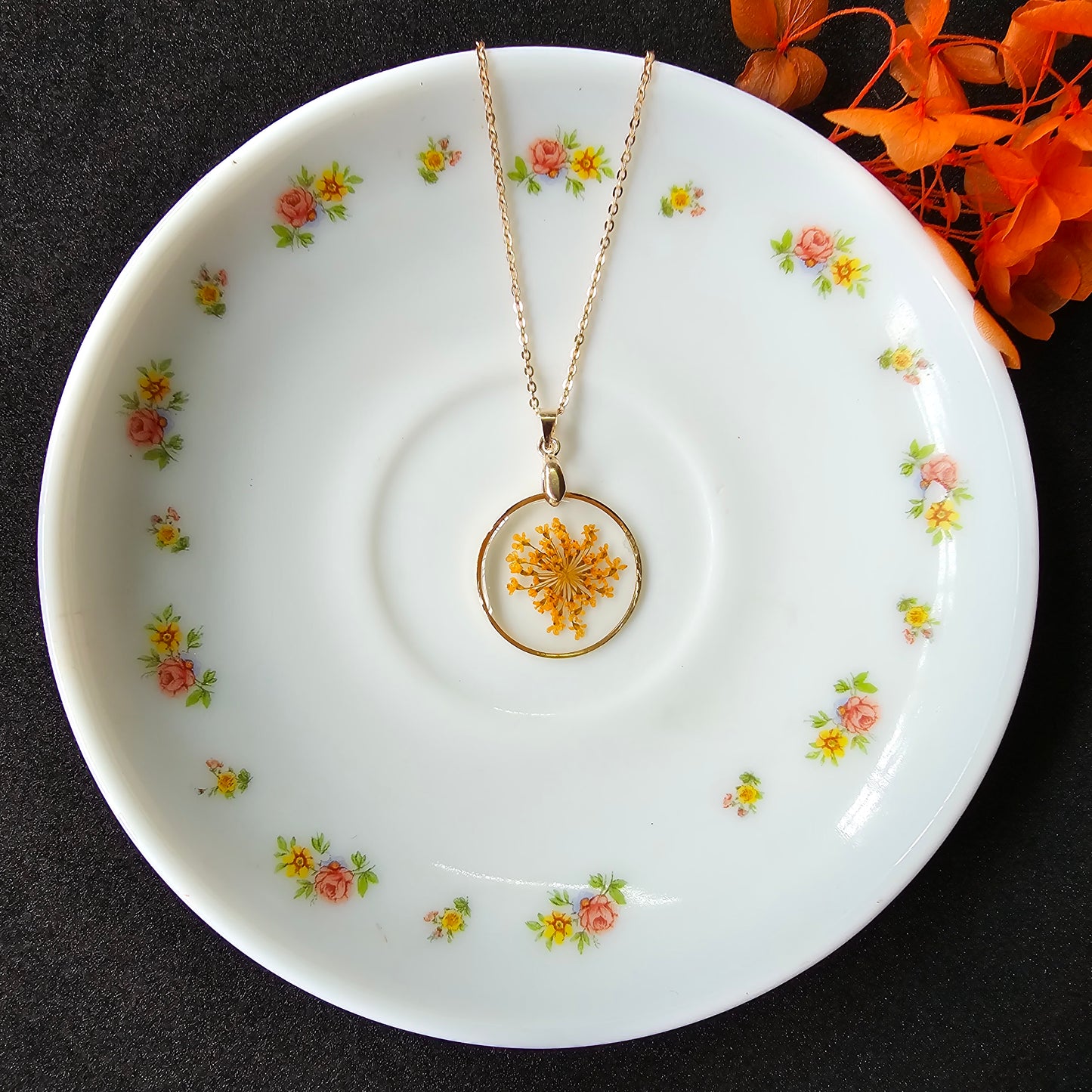 Queen Anne's Lace Pendant - Radiant Orange Floral Elegance